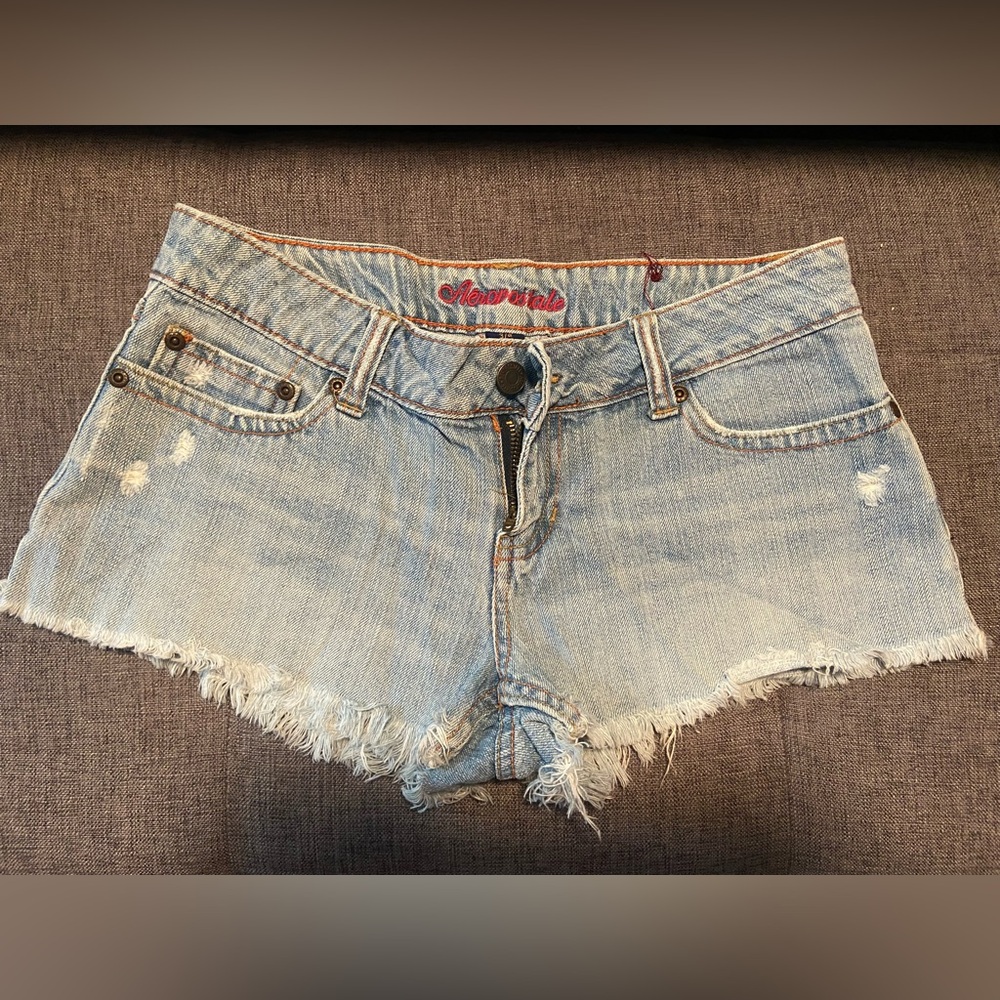 Aeropostale Juniors Denim Cut Off Shorts Low Rise Size 3